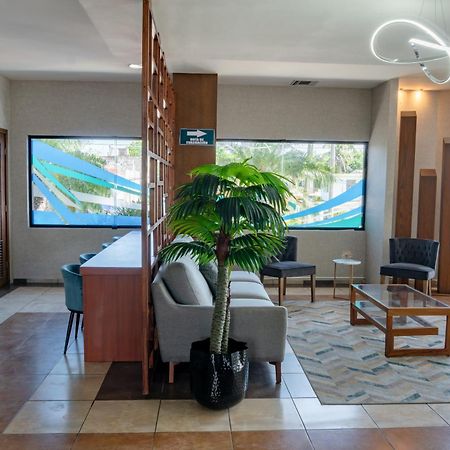 Hotel Tres Soles シウダード・マデロ エクステリア 写真